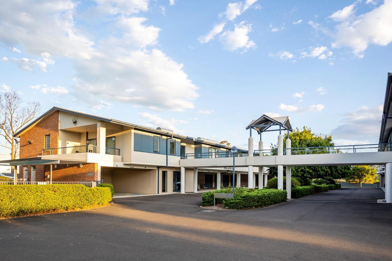 霍克斯伯里赛俱乐部汽车旅馆 温莎 外观 照片 The University of Sunshine Coast Library